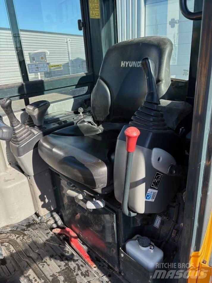 Hyundai R25Z-9 AK Mini pelle < 7t