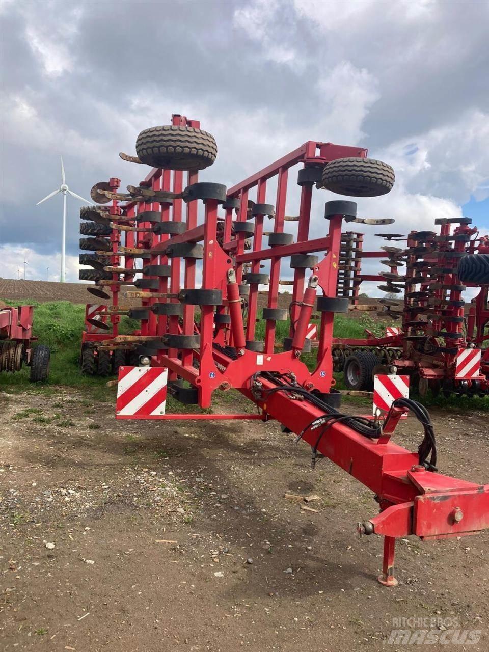 Horsch Tiger 6 XL Déchaumeur, cultivateur
