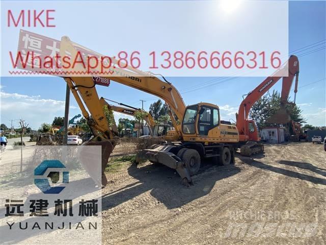 Hyundai R210WD Pelle sur pneus
