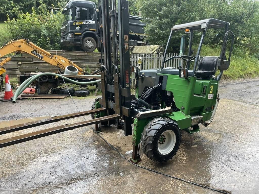 Moffett M8 Chariot élevateur pour camion