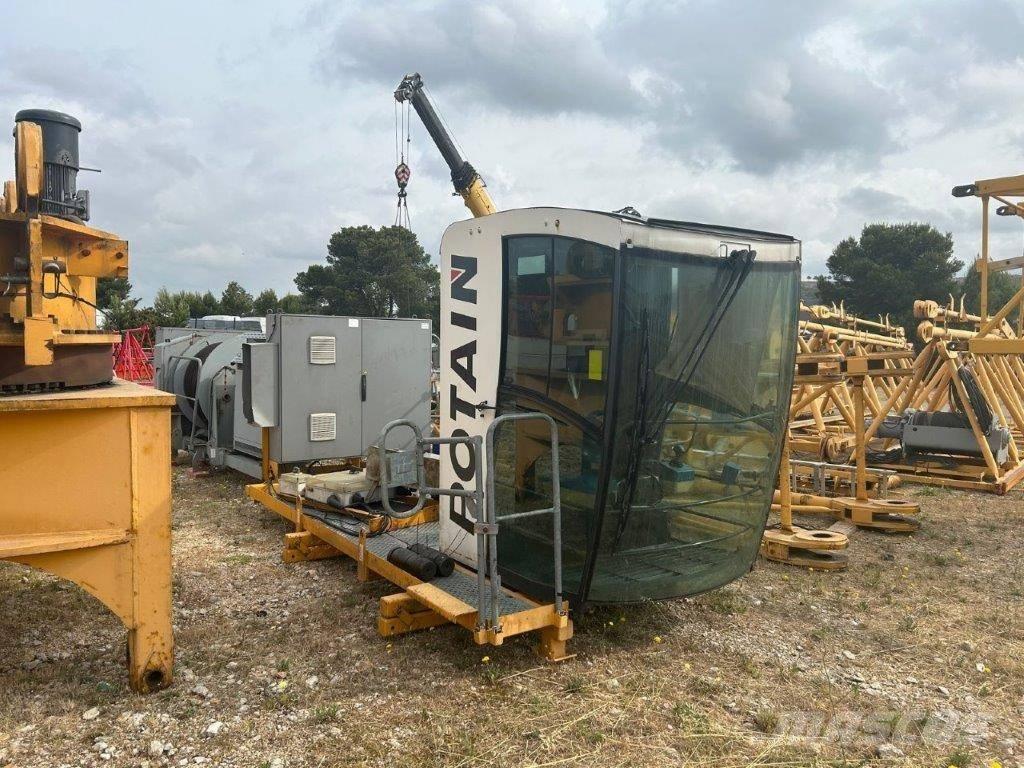 Potain MD560B M25 Grue à tour