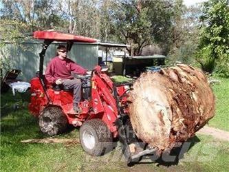 Small Loader 2027 Monte meuble