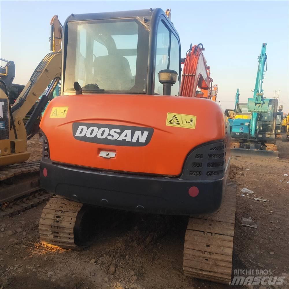 Doosan DH55 Mini pelle < 7t
