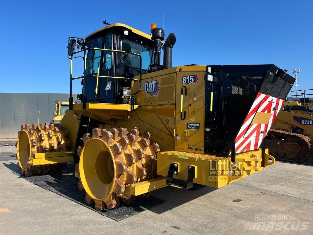 CAT 815 Compacteur de sol