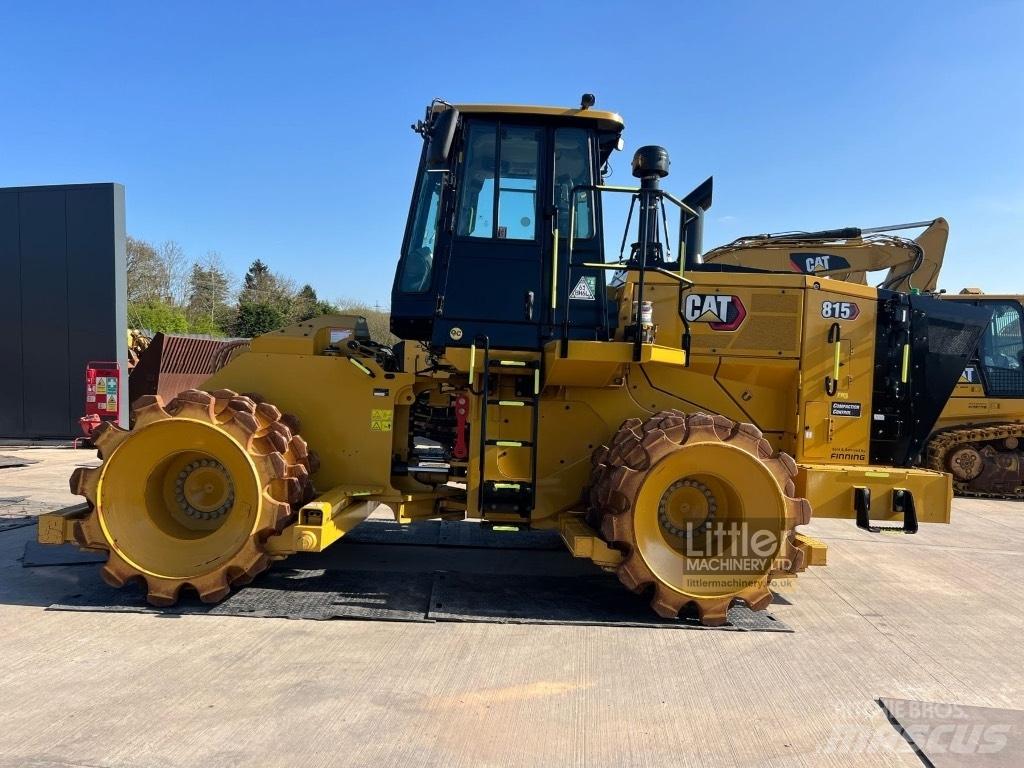 CAT 815 Compacteur de sol