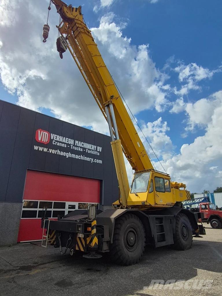 Tadano tr-400e Grues tout terrain