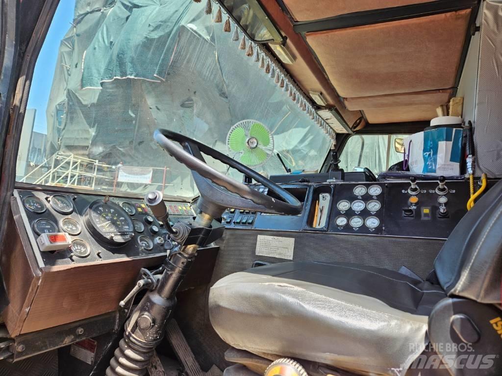 Grove KMK5160 Grue sur chenilles