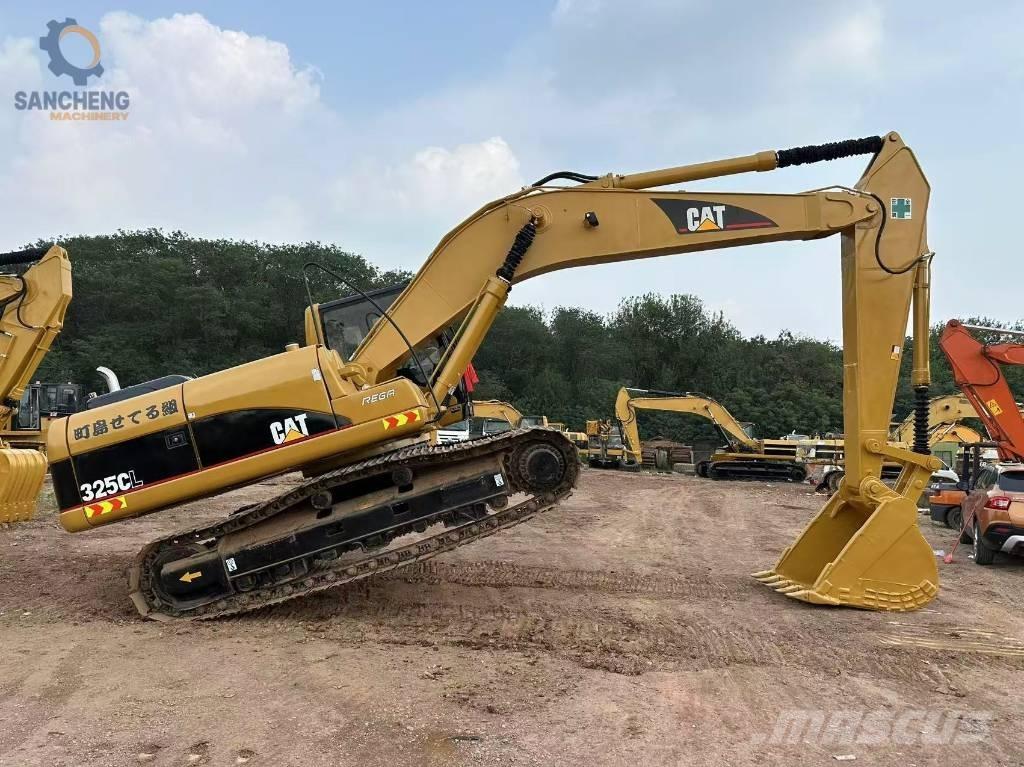 CAT 325 C L Pelle sur chenilles