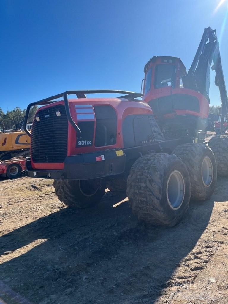 Komatsu 931 XC Abatteuse