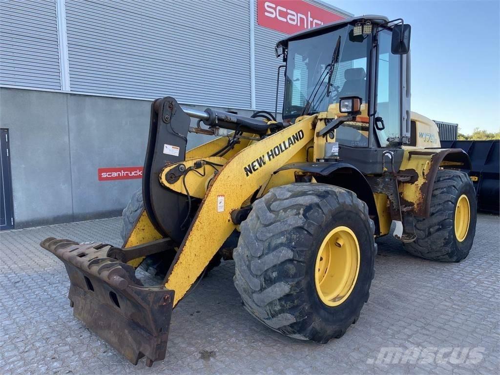New Holland W170D Chargeuse sur pneus