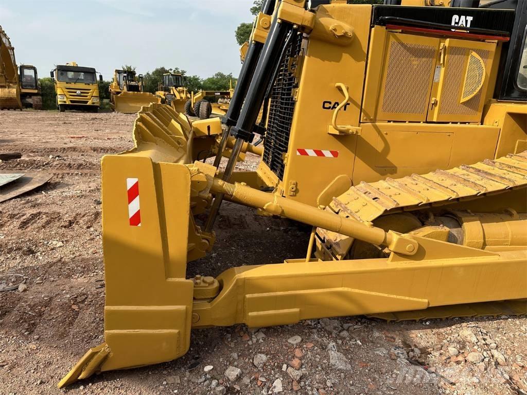 CAT D 7 R Bouteurs sur chenilles