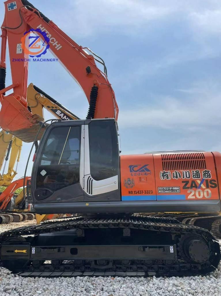 Hitachi ZX 200 LC Pelle sur chenilles