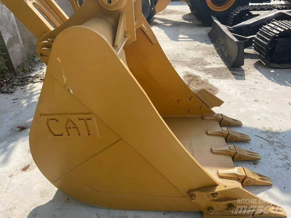 CAT 320GC Pelle sur chenilles