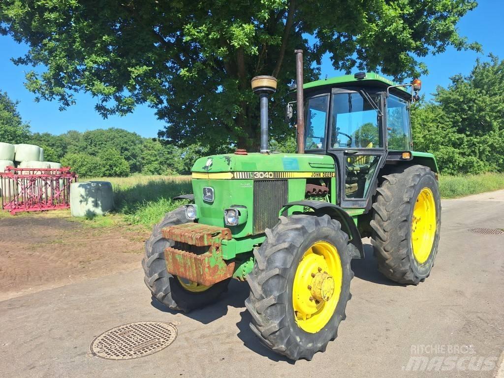 John Deere 3040 Tracteur