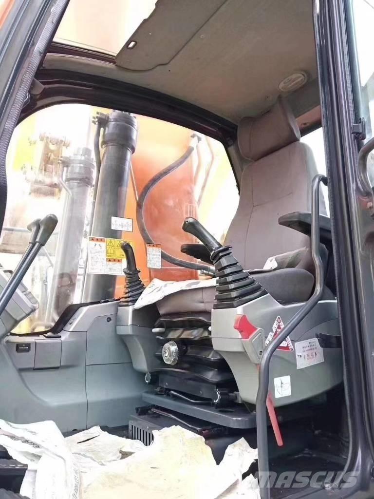 Doosan DX 225 LC Pelle sur chenilles