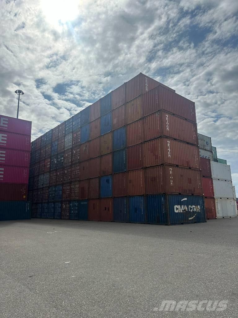  Zeecontainers  20 ft Conteneurs d'expédition