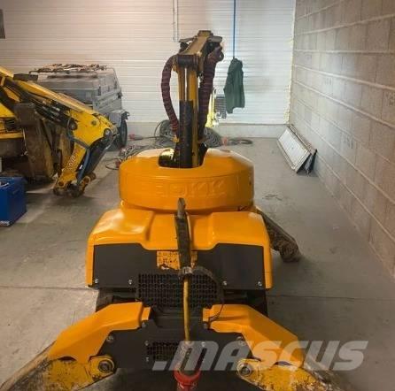 Brokk 110 Mini pelle < 7t
