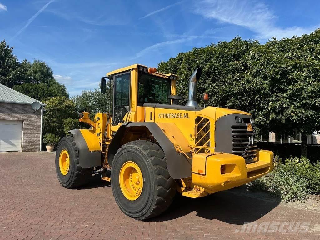 Volvo L120 F Chargeuse sur pneus