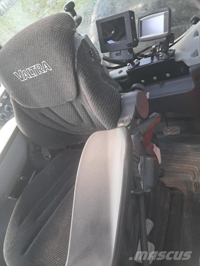 Valtra T 174 Abatteuse