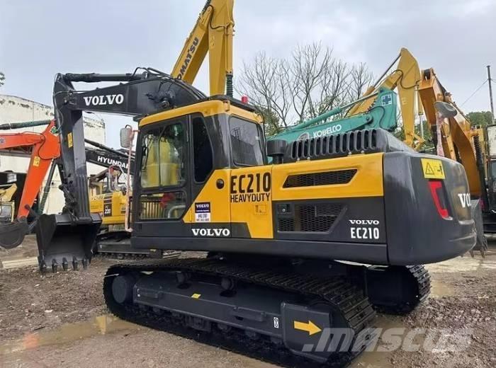 Volvo EC210D Pelle sur chenilles