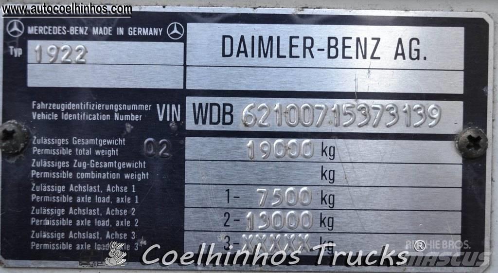 Mercedes-Benz 1922 K Camion plateau ridelle avec grue