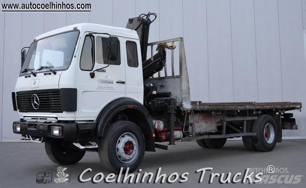 Mercedes-Benz 1922 K Camion plateau ridelle avec grue