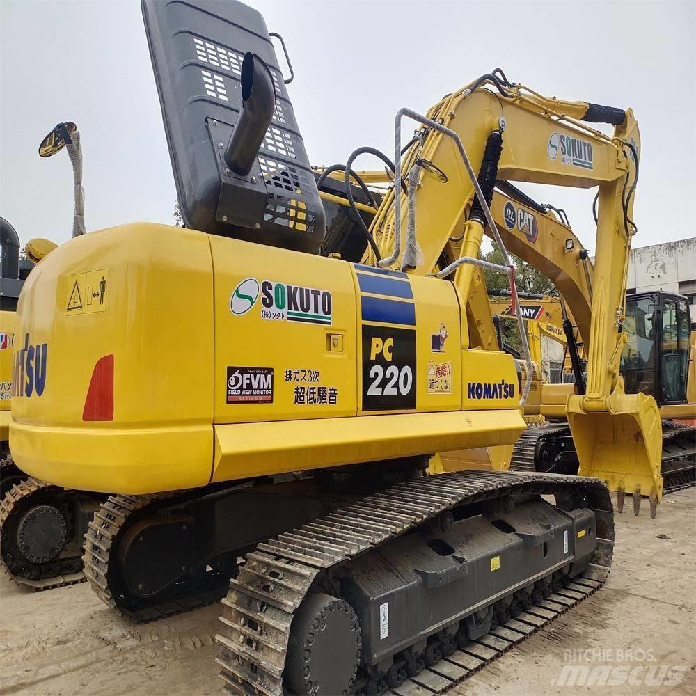 Komatsu PC 220 Pelle sur chenilles