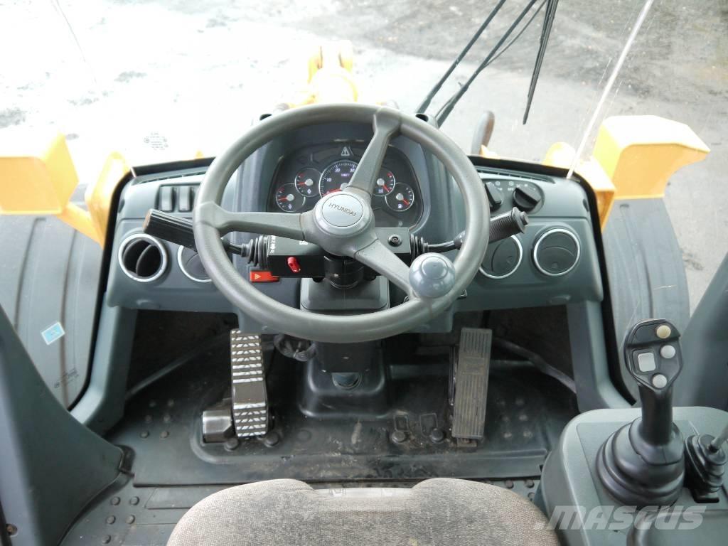 Hyundai HL 757-9A Chargeuse sur pneus