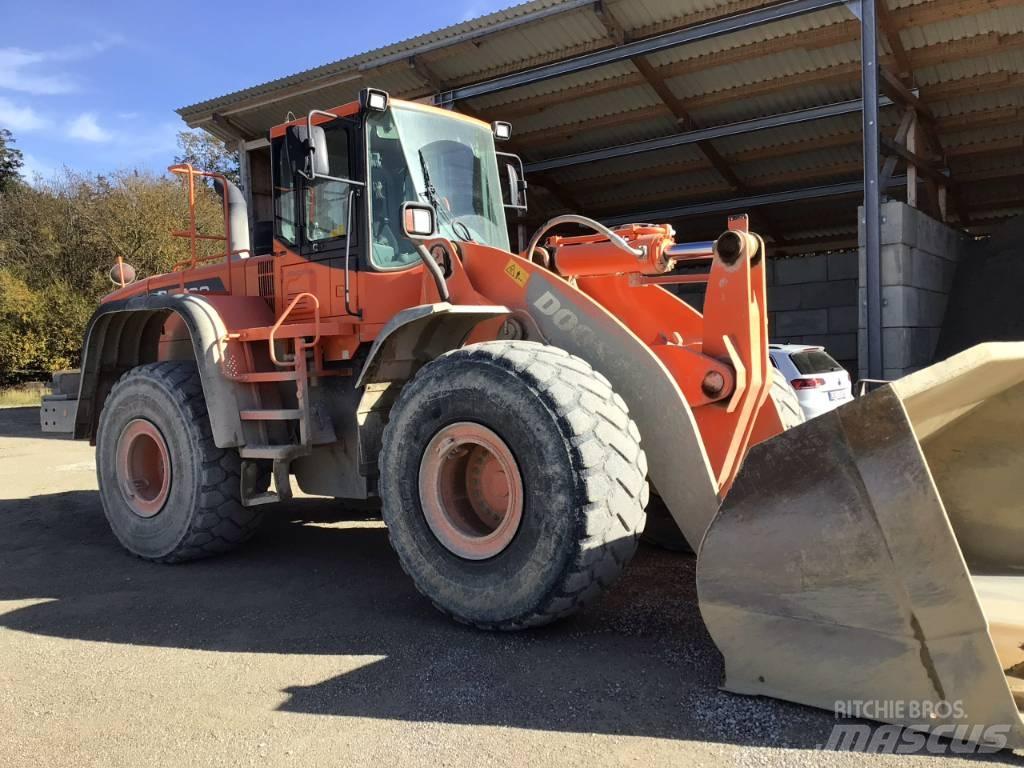 Doosan DL 420 Chargeuse sur pneus
