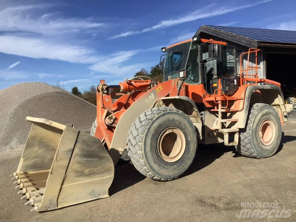Doosan DL 420 Chargeuse sur pneus