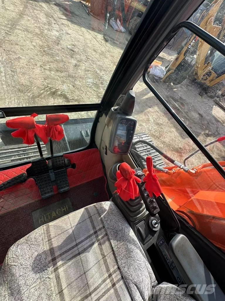 Hitachi ZX 70 Pelle sur chenilles