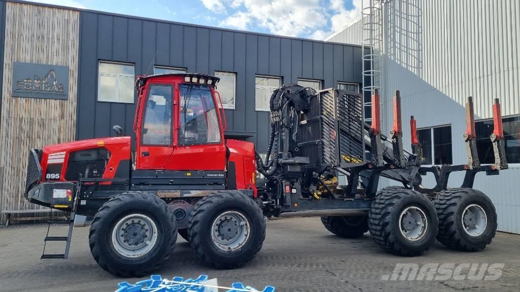 Komatsu 895 Porteur