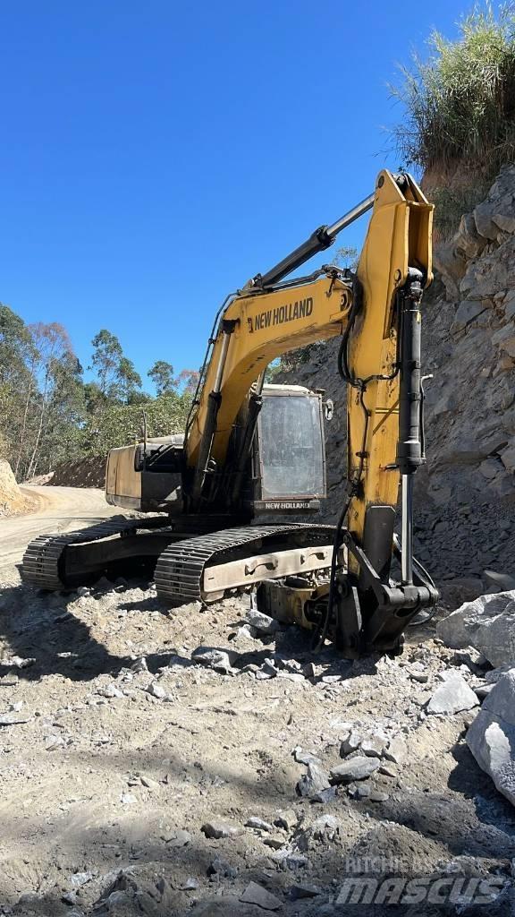 New Holland E 215 B Pelle sur chenilles