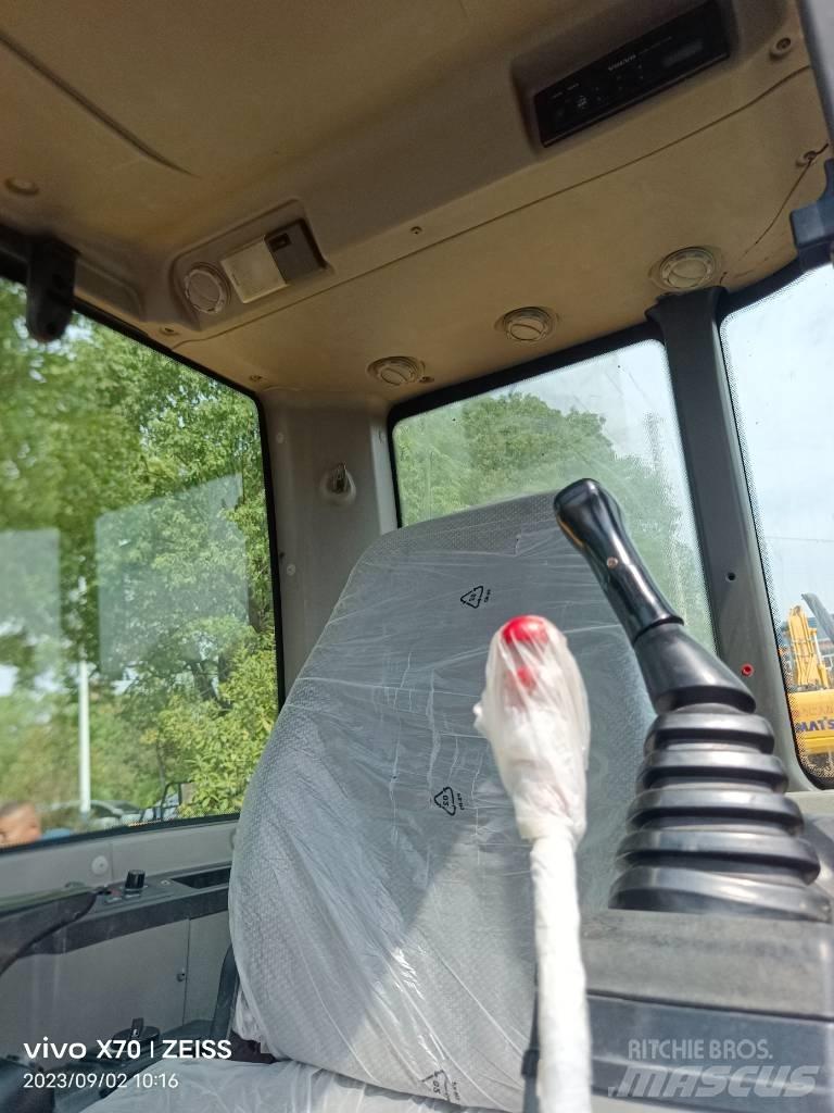 Volvo EC80D Pelle sur chenilles
