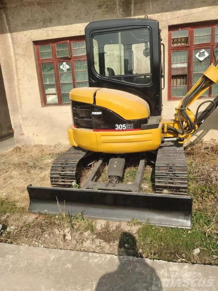 CAT 305 CR Mini pelle < 7t