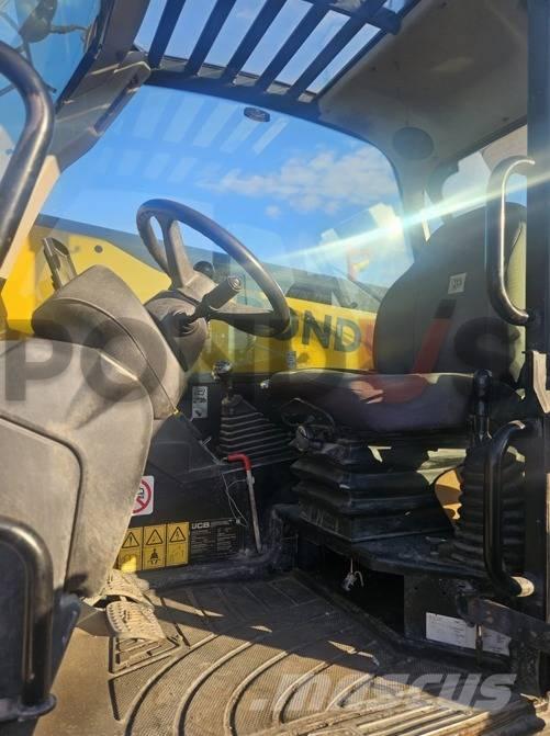 JCB 540V140 Chariot télescopique