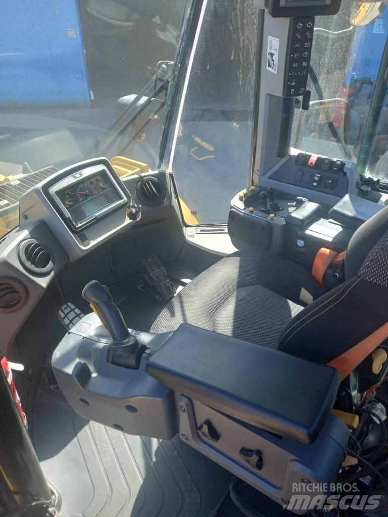 CAT 966 M Chargeuse sur pneus