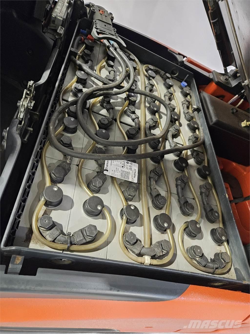 Linde E14 Chariots élévateurs électriques