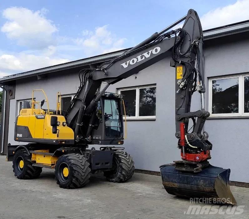 Volvo EW 160 D Pelle sur pneus