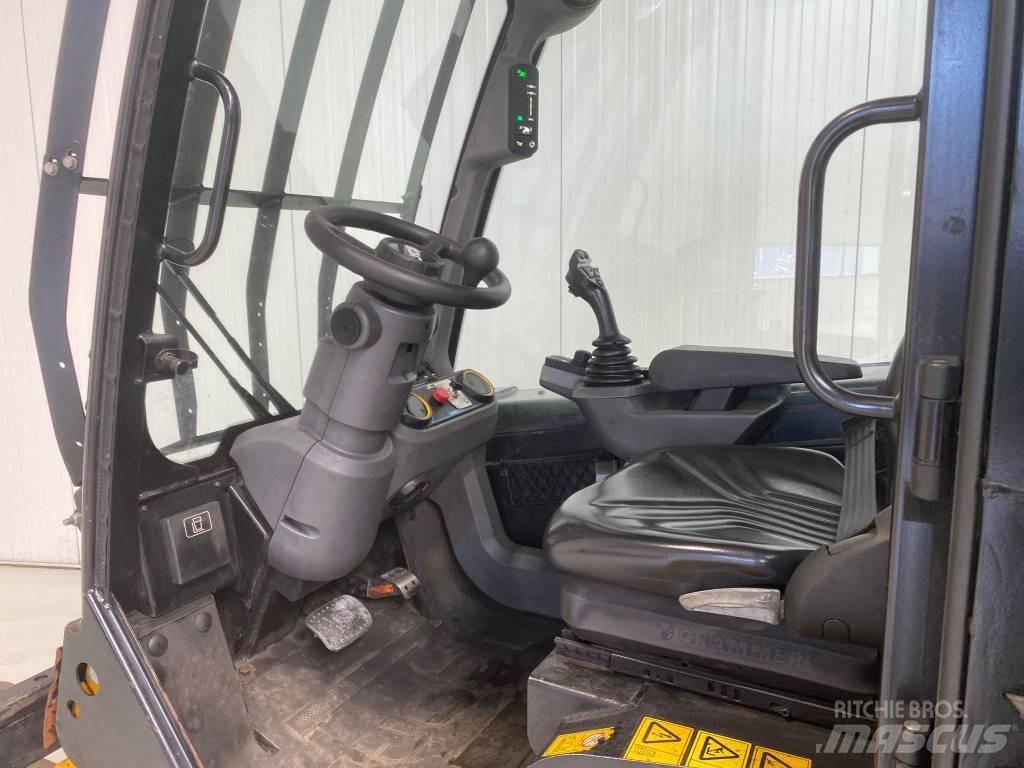 JCB TLT30-19E Chariots élévateurs électriques