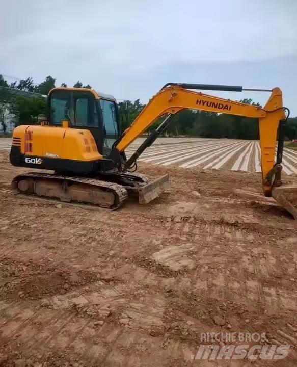Hyundai 60VS Pelle sur chenilles