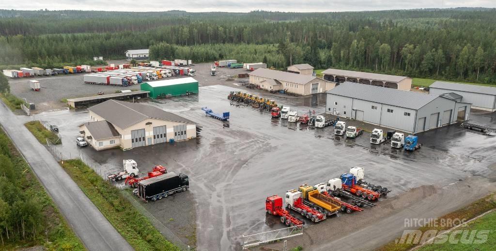  B-Link Yhdistelmä Semi remorque à rideaux coulissants (PLSC)