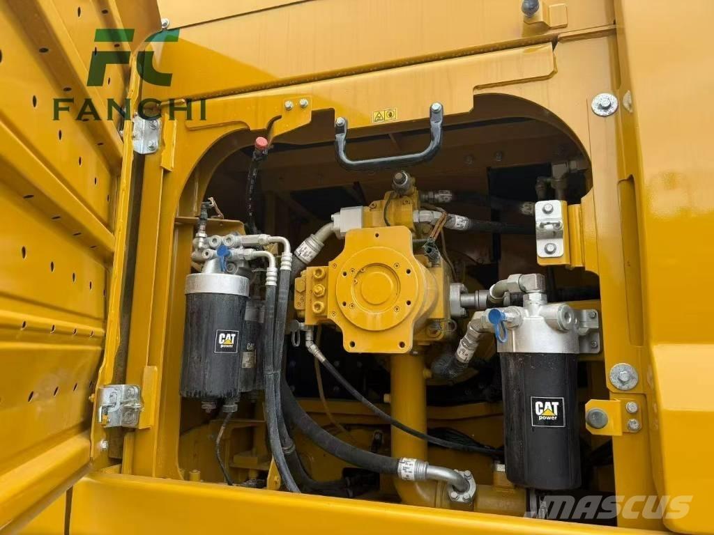 CAT 349 Pelle sur chenilles