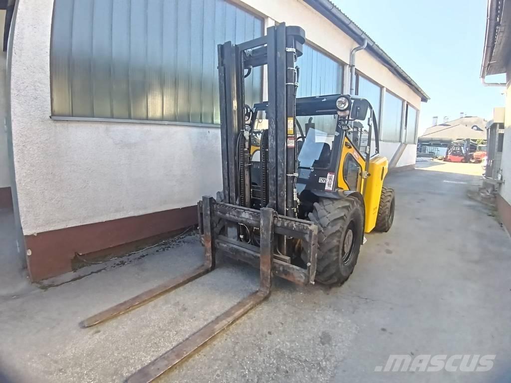 Bomaq B50 MP 4WD Chariots diesel