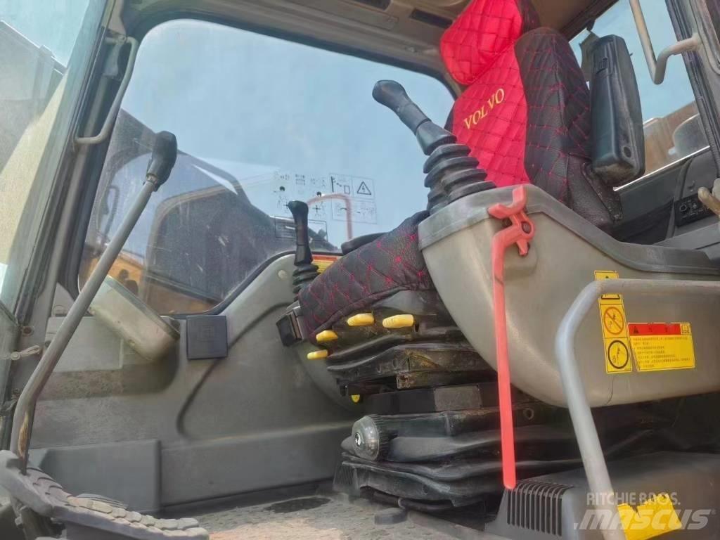 Volvo EC 210 Pelle sur chenilles