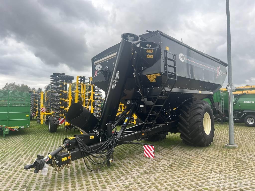 J&M X2431 Semi remorque surbaissée