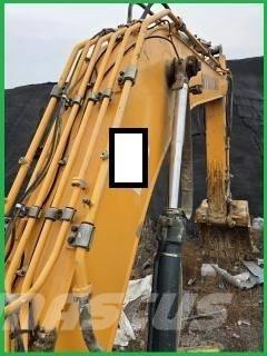 Hyundai Robex 300 LC Pelle sur chenilles