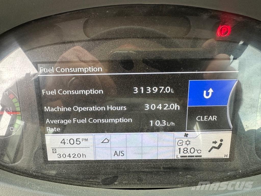Hitachi ZW 220-6 Chargeuse sur pneus