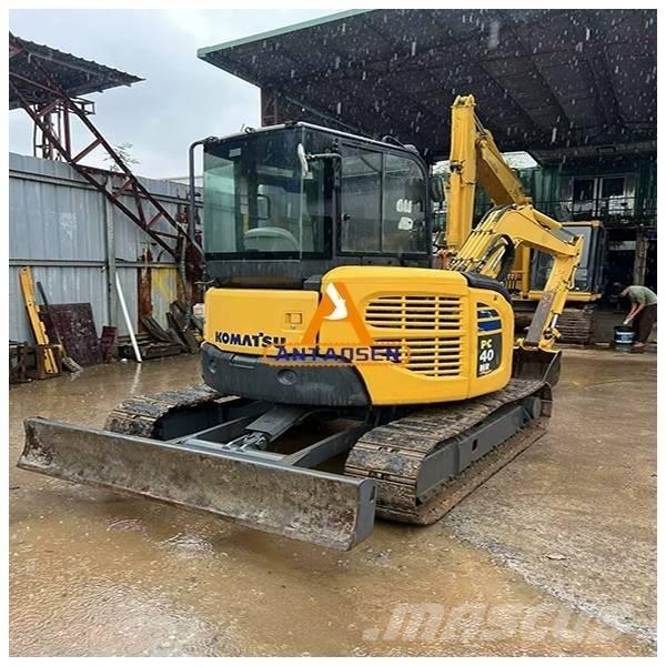 Komatsu 40MR Mini pelle < 7t