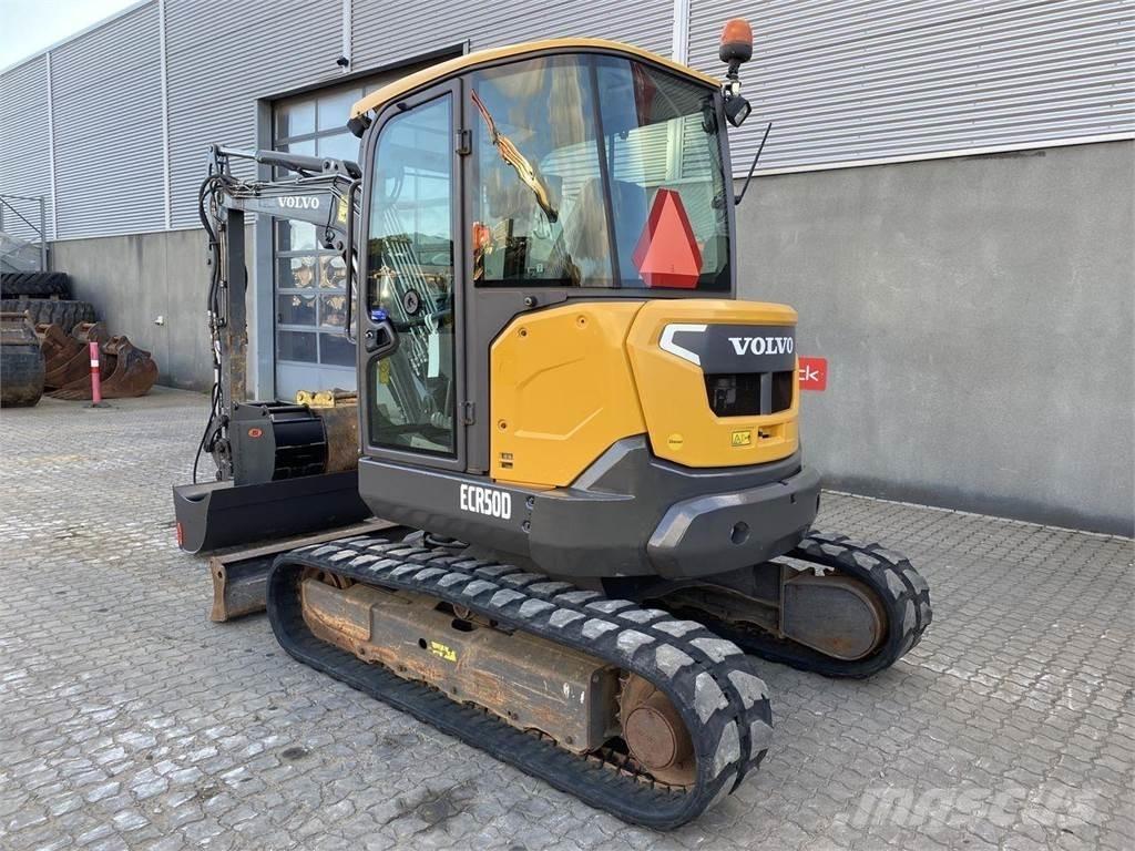 Volvo ECR50 Pelle sur pneus